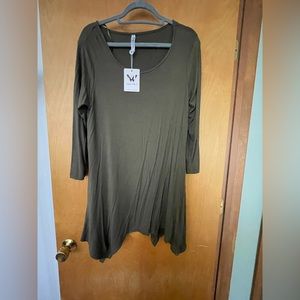 White Mark Makayla Tunic NWT Olive Size Large